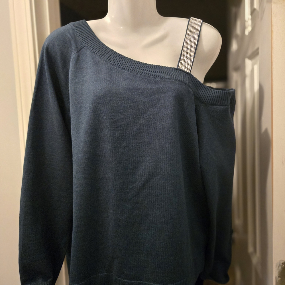 Jessica Simpson Women's Off-Shoulder Sweater - Green